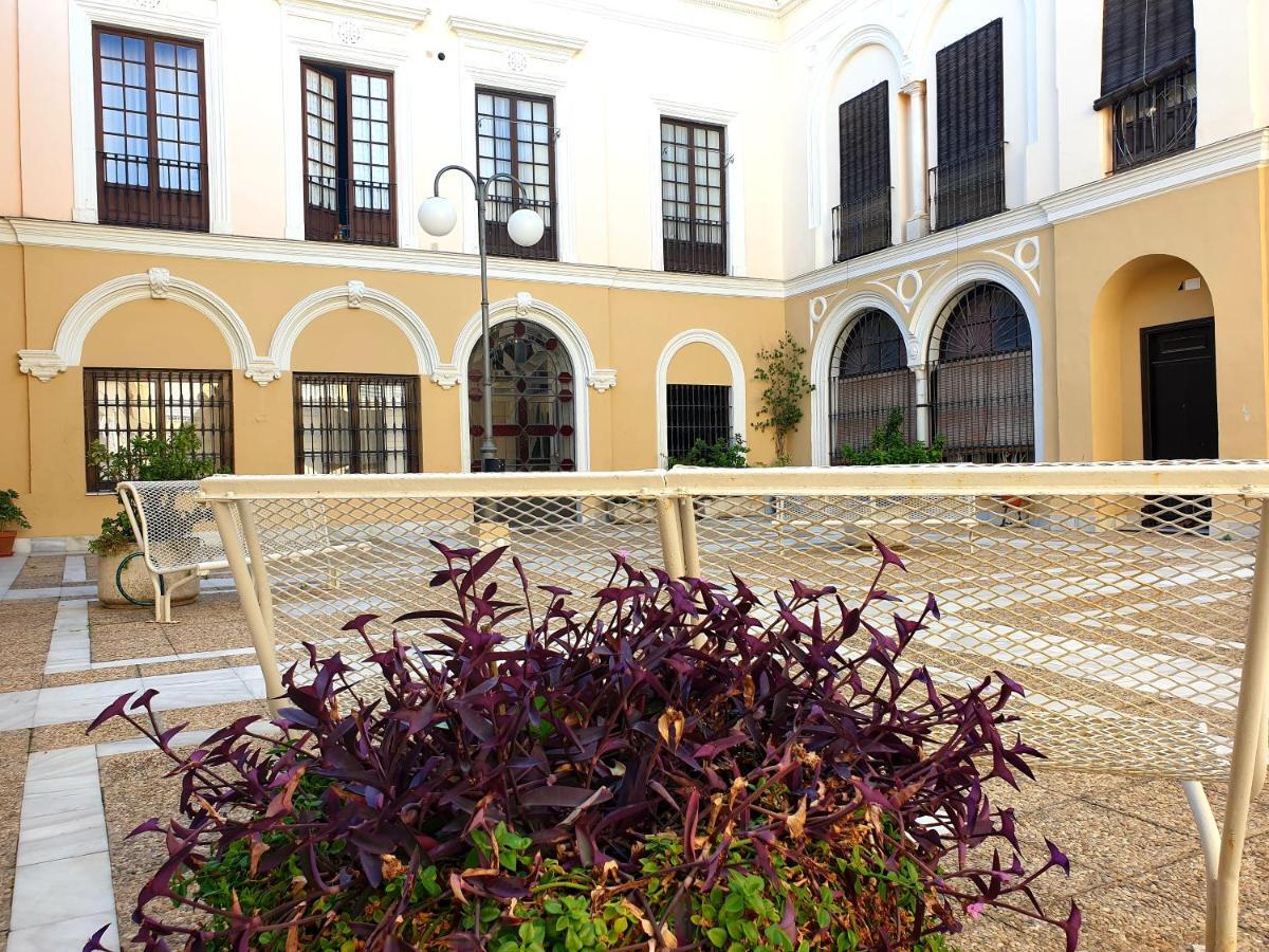 Sherryflat Palacio - Parking เฮเรซ เด ลาฟรอนเตรา ภายนอก รูปภาพ